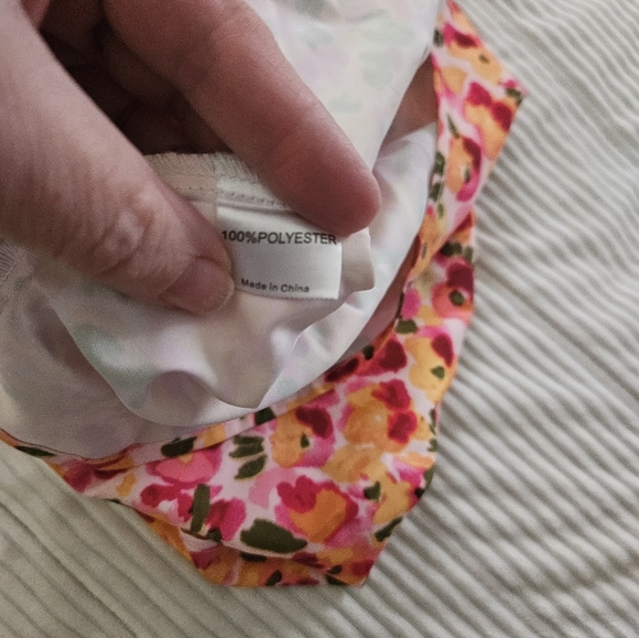 Dirass Colorful Floral Shirt. Size L - Picture 6 of 6